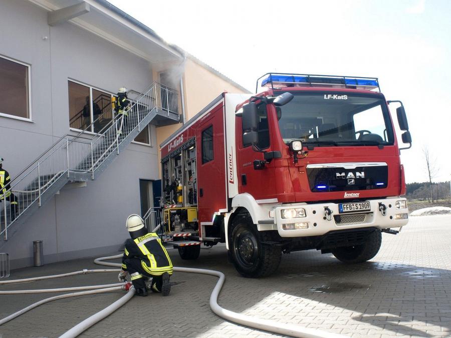  MAN TGM 13.250 Feuerwehr 2008 года  (фото 1 из 1)